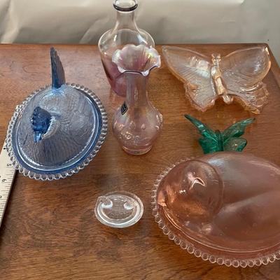 Lot of Assorted Glass Decorative Items