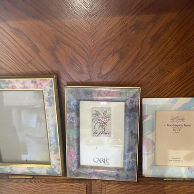 Set of 3 Floral-Themed Picture Frames