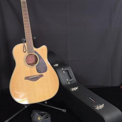 Yamaha FGX730SC Acoustic Guitar With Stand, Strap & Case