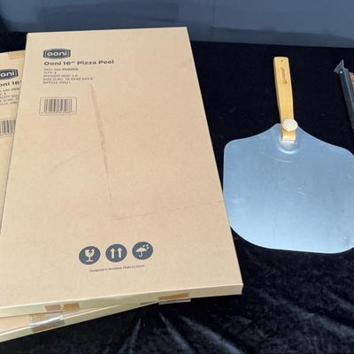 Pizza Peels For Pizza Oven | 2 16” Ooni’s NIB, Pizzacraft Peel & Scraper