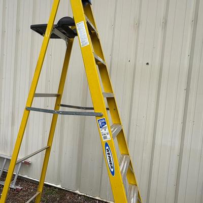 Werner 8’ Fiberglass Ladder