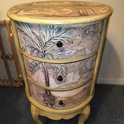 Decorative 3 Drawer Palm Tree And Beach Themed Vintage Side/Accent Table