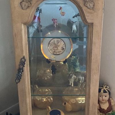 Mid Century Modern Glass Cabinet (Does Not Includes Items Inside) 