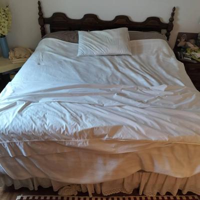 Wooden King Vintage Bedframe + Simmons Matress, Box Spring & All Sheets, Pillows, And Blankets