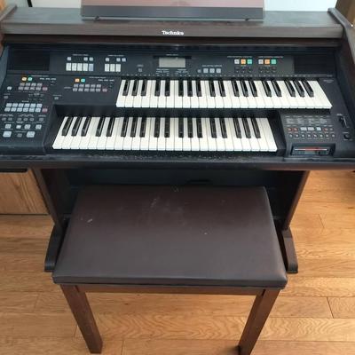 Virmage Technics PCM Sound Working Electronic Piano Organ With Piano Bench
