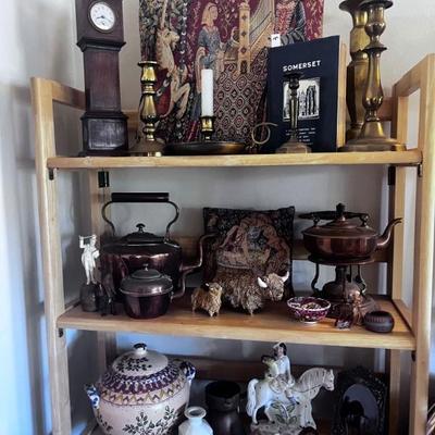 COLLECTOR DECOR