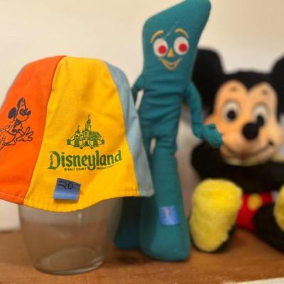 VINTAGE TOYS/HAT