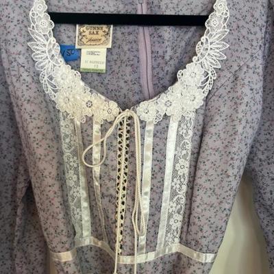 JESSICA MCCINTOCK
GUNNE SAX DRESS