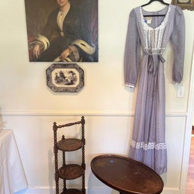 VINTAGE SMALL TABLES