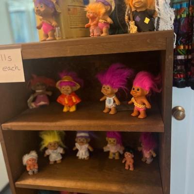 VINTAGE TROLLS