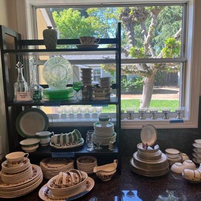 JOHNSON BROS DINNERWARE