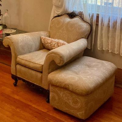 Chair with Ottoman