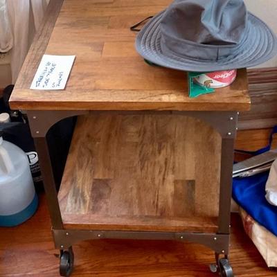 Rolling table