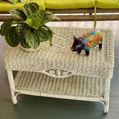 White wicker table