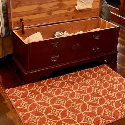 Lane cedar chest