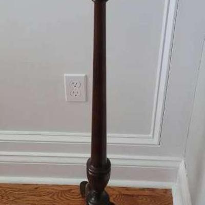 Queen Anne Style Tall Pedestal Stand 
