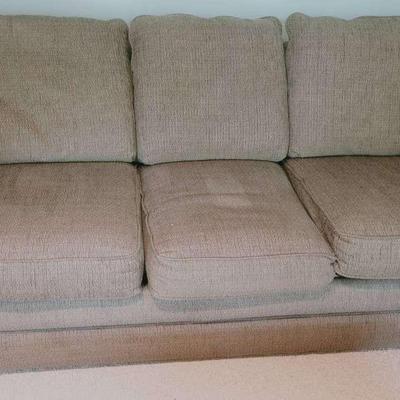 Havertys 3-Seat Sofa with Rolled Arms – Pet-Friendly Home