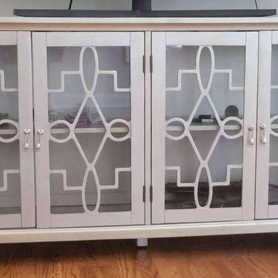 Entertainment Center TV 