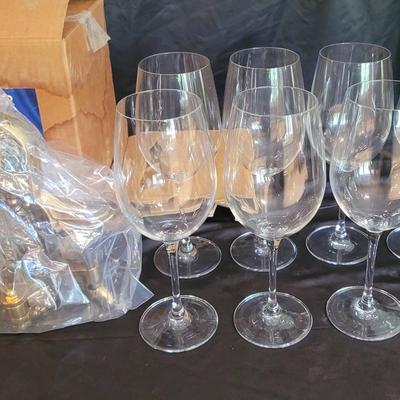 Vintner Wine Opener & Stemware
