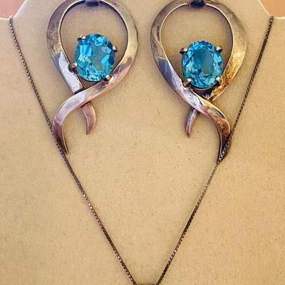 Sterling & Sparkling Blues 