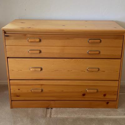 Three Drawer Dresser 