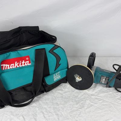 Makita 7” Polisher & Carrying Case 
