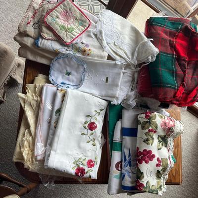 Vintage Linens, Table Cloths and More