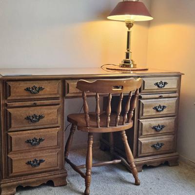 Antique Desk With Chair And Lamp 