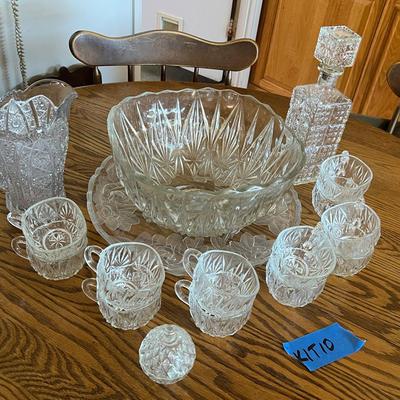 Vintage Williamsport Crystal and Glass Punch Bowl Set