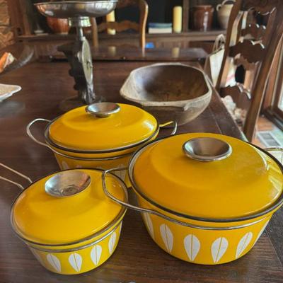 Katherine Holm Pots