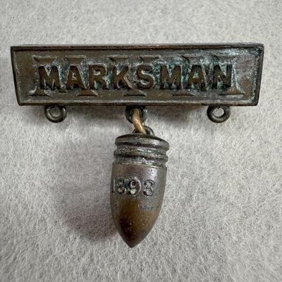 military memorabilia 