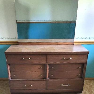 Dresser by Bassett (BR1)