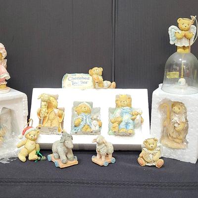 Cherished Teddies Collection 