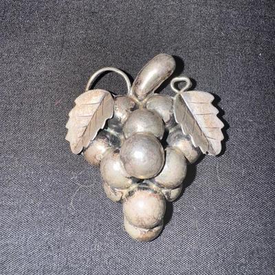 Sterling Grapes 