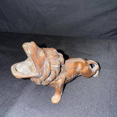 Jennings Brothers Lion Cigar Rest