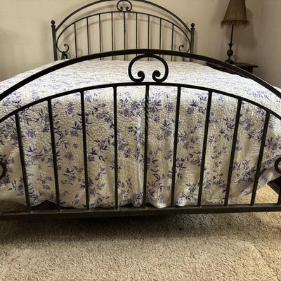 Queen Adjustable Bed