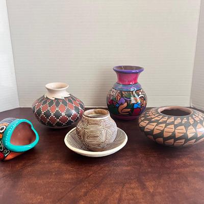 Boni Moya Seed Pot, Terra Cotta Acoma Pot & Tray, Clay Vase & Fish
