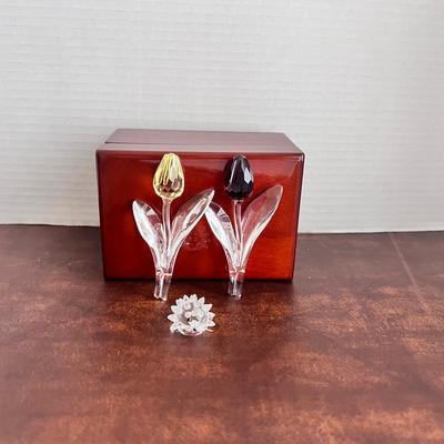 Swarovski Flowers (2), Mini Hedgehog w/ Boxes 