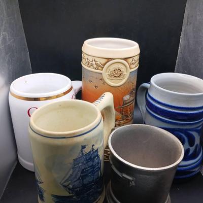 (5) Detailed Mugs