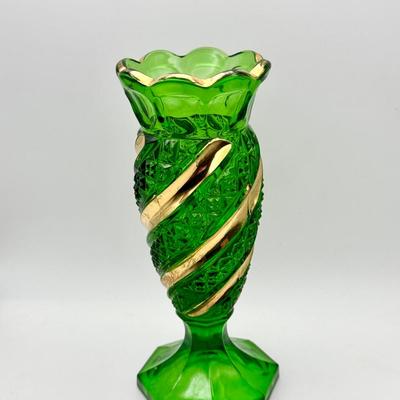 EAPG US Glass Footed VASE Emerald Green Gold Diamond Swirl Band