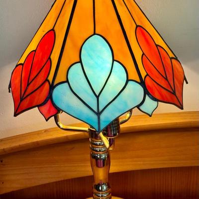 Vintage Stained Glass Slag Tiffany-Style Table Lamp