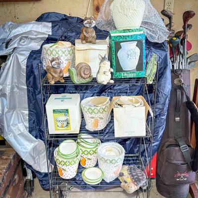 Countryside Critter Decor & Folding Metal Rack
