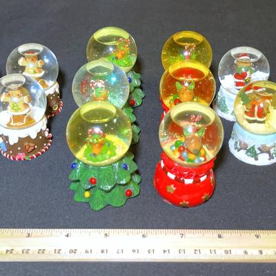 Large Lot Of Mini Snowglobes (Stocking Stuffers) 16 Total