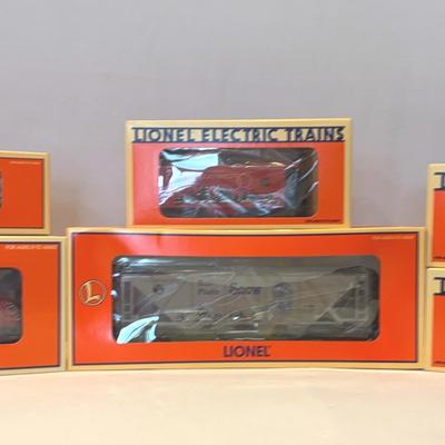 Dept. 56-Lionel Train Christmas Models (Brand New In Original Box)