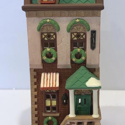 Dept.56-Christmas In The City “Spring St. Coffee House” “Potters Tea Seller” “Mrs. Stover’s Bungalow
