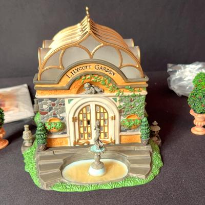Dept 56 “ Dickens Village Series” “ Lilycott Garden Conservatory” Gift Set 