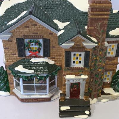 Dept 56 “Snow Village Gift Set” “2000 Holly Lane”
