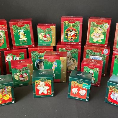 Variety Of Carlton Cards, Heirloom Collection Ornaments 