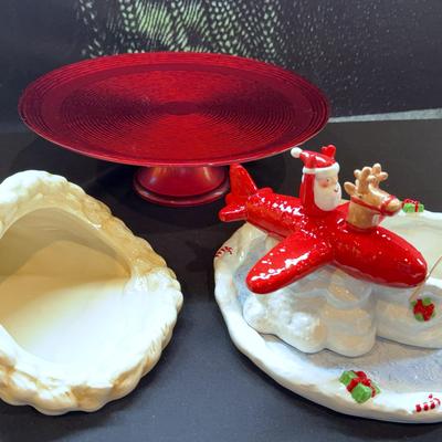 Serving Up Christmas Table Decor 