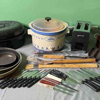 Roaster pan, crockpot, and  toaster